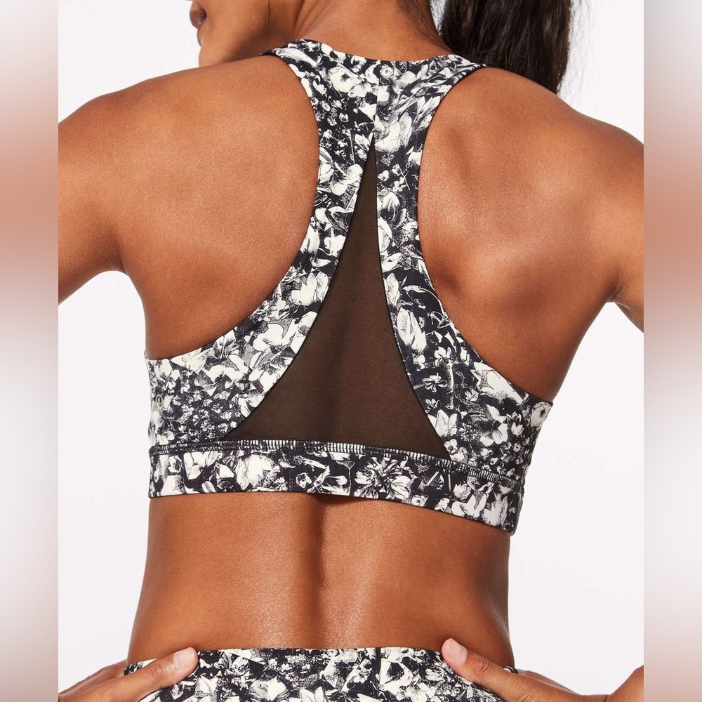 Lululemon Invigorate Bra size 4 - Picture 2 of 7